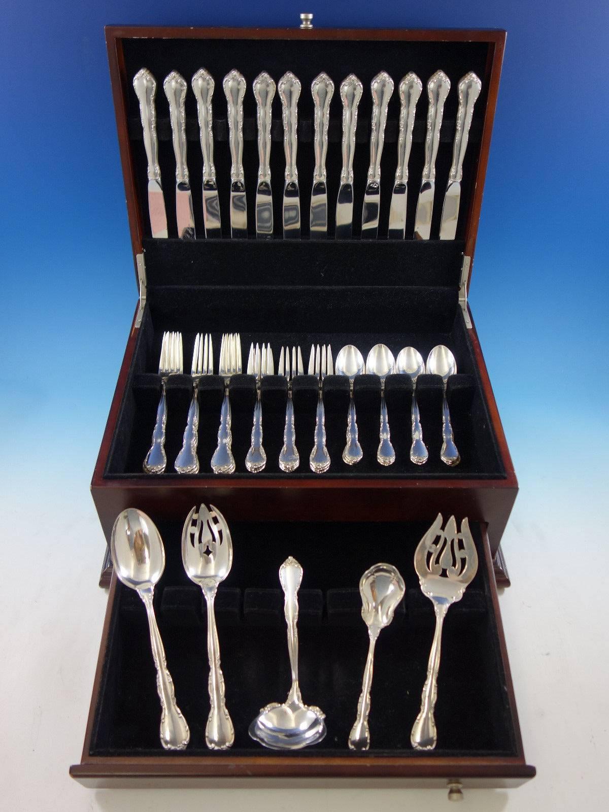 Mignonette by Lunt sterling silver flatware set of 53 pieces. This set includes: 

12 knives, 9 1/8