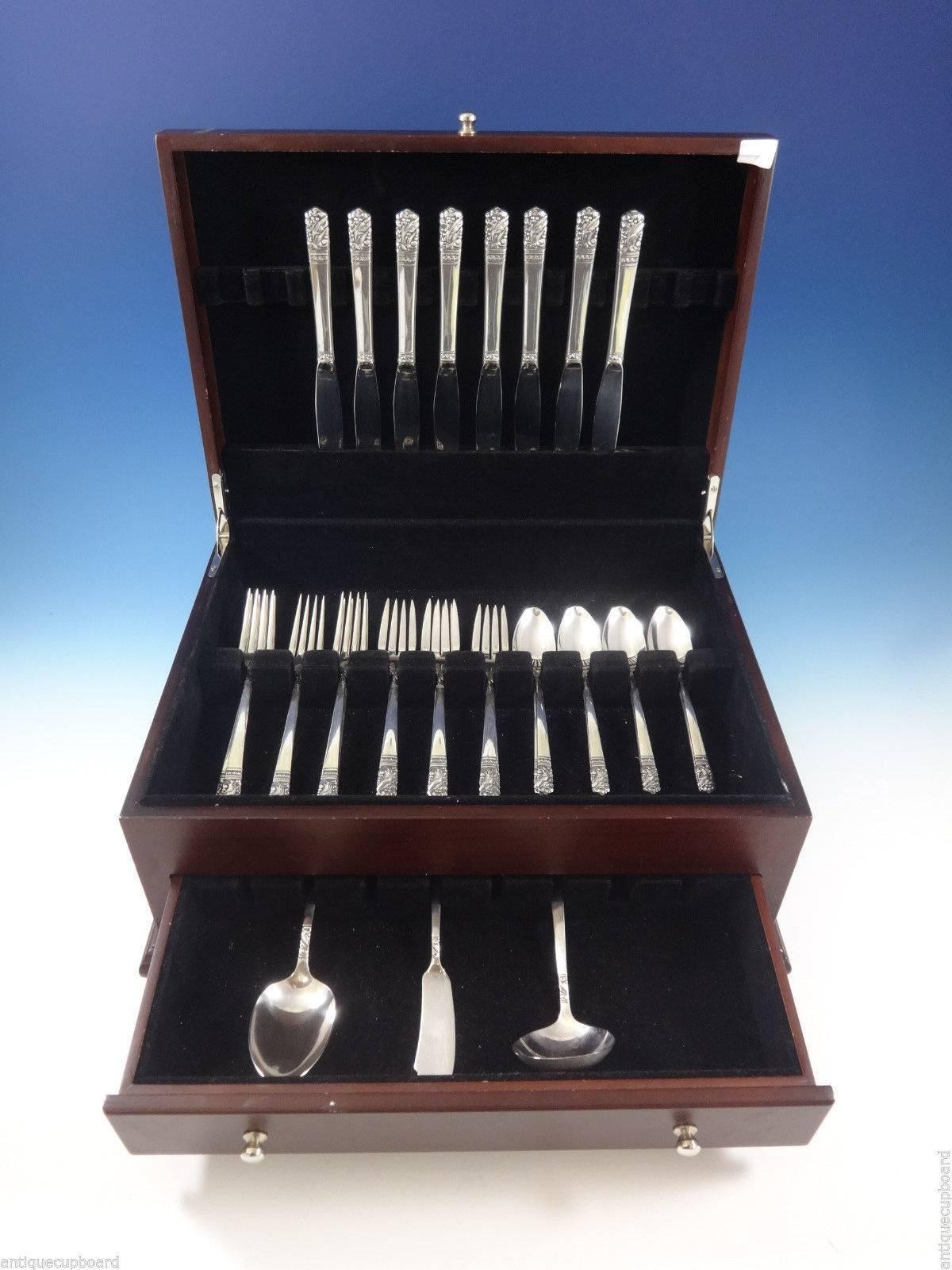 Mansion house by Oneida sterling silver flatware set - 37 pieces. This set includes: 

eight knives, 8 7/8