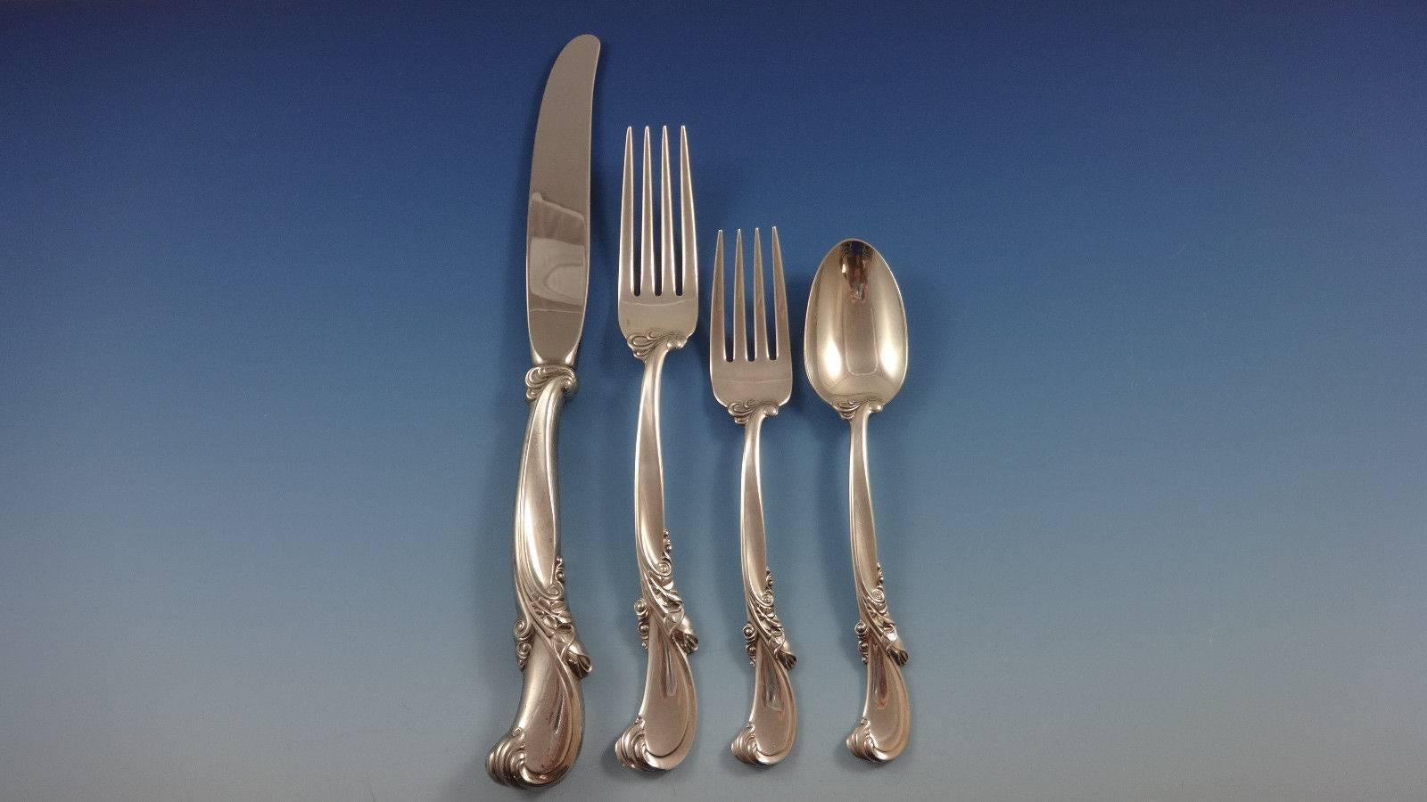 Waltz of Spring by Wallace Sterling Silver Flatware Set Dinner Service 40 Pieces In Excellent Condition For Sale In Big Bend, WI
