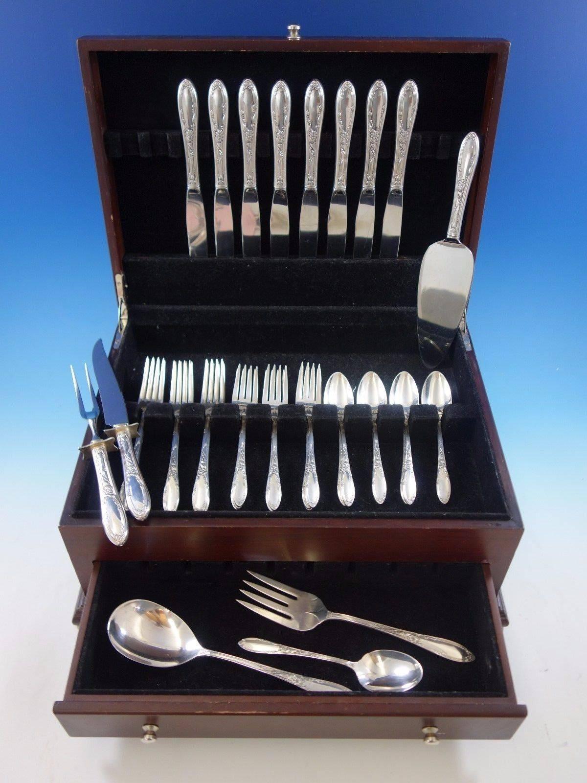 Virginian by Oneida sterling silver flatware set, 38 pieces. This set includes: 

eight knives, 9