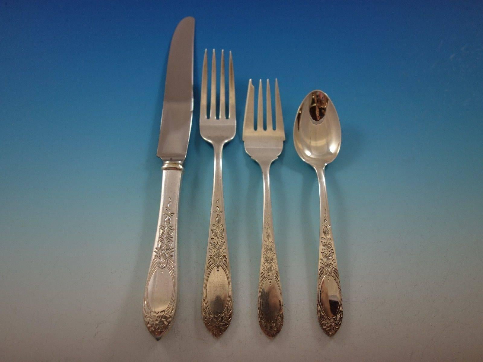 Primrose by Kirk Sterling Silver Flatware Set for 8 Service 48 Pieces In Excellent Condition For Sale In Big Bend, WI