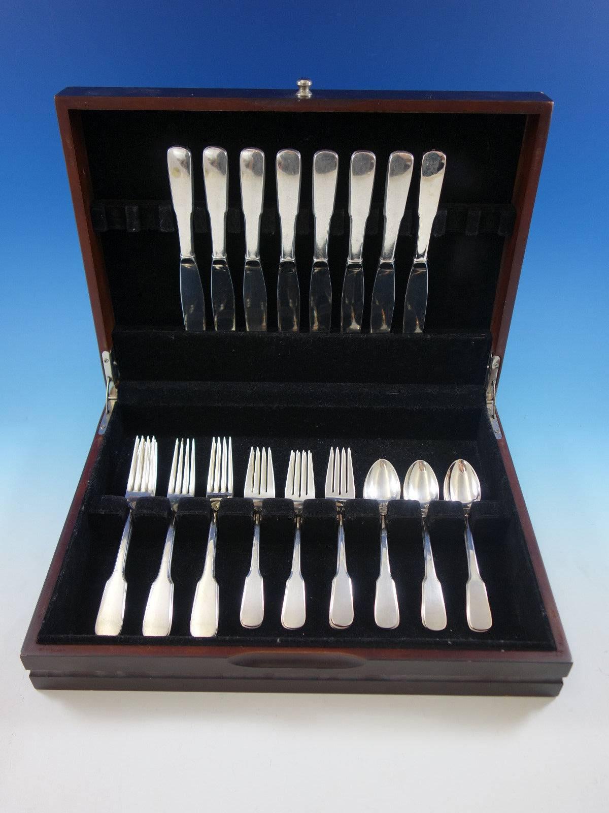 Eighteen Ten 1810 by International sterling silver flatware set, 32 pieces. This set includes: Eight knives, 9