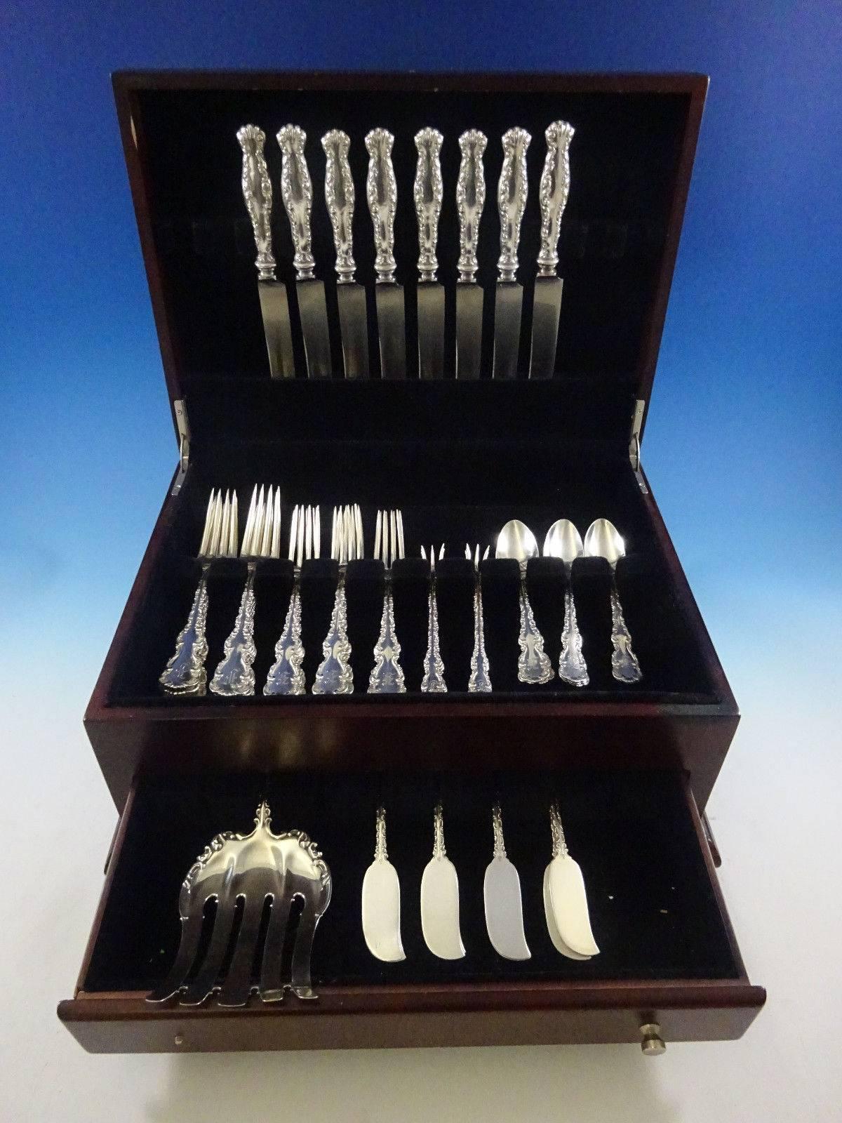 Louis XV by Whiting Sterling silver flatware set of 49 pieces. This set includes: 

Eight knives, 9 1/4