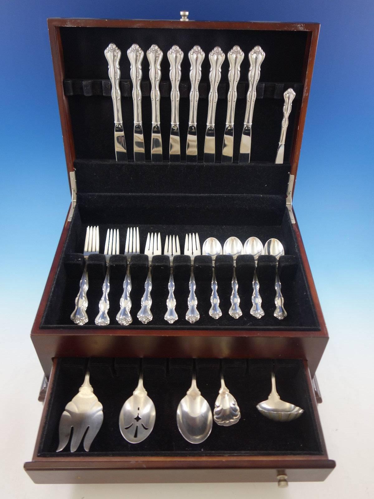 Mademoiselle by International sterling silver flatware set, 38 pieces. This set includes: 

Eight knives, 9 1/4