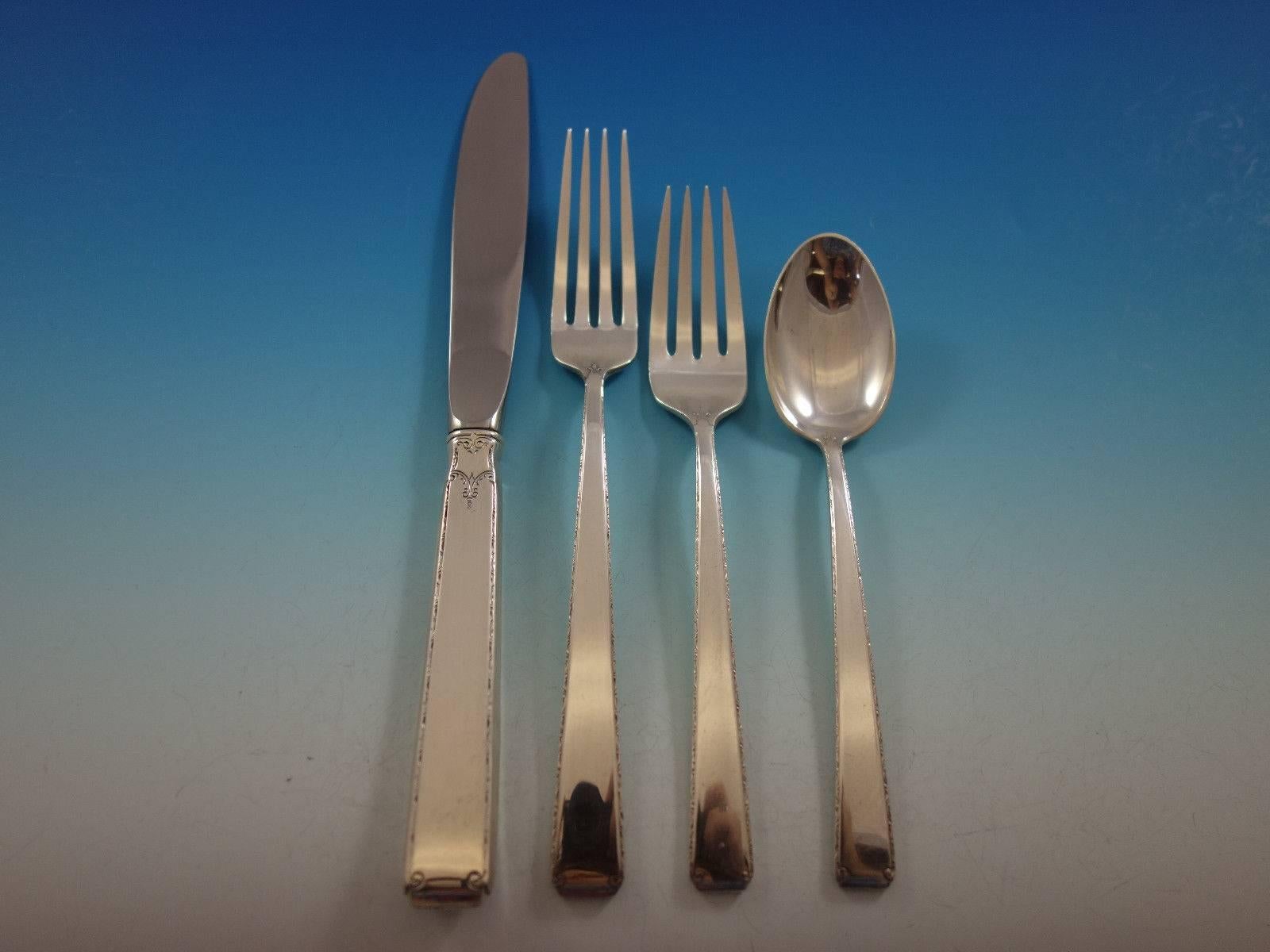 Old Lace by Towle Sterling Silver Flatware Set for 12 Service 74 Pieces In Excellent Condition In Big Bend, WI