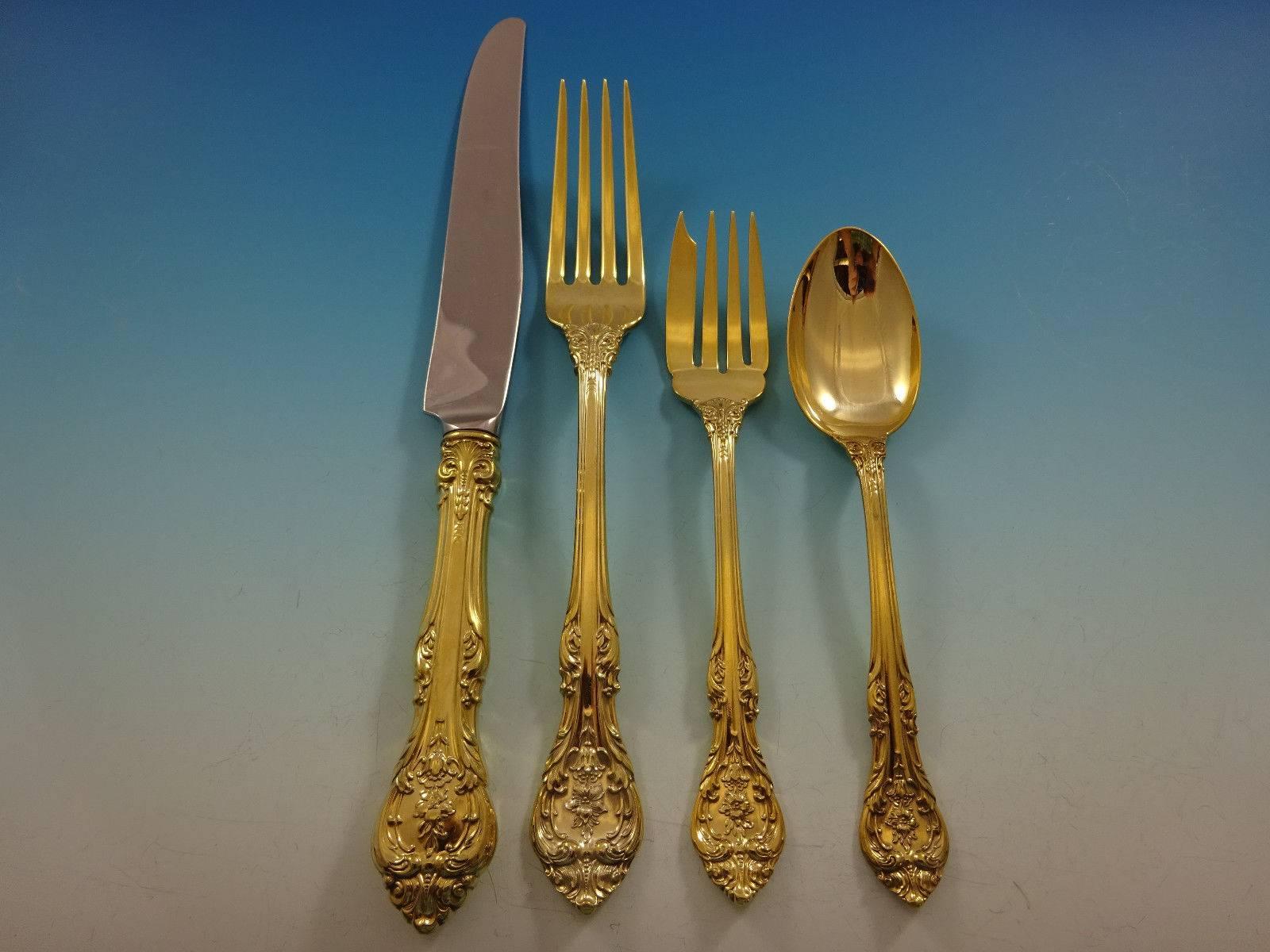King Edward by Gorham sterling silver flatware service Vermeil -
Completely gold-washed set of 34 pieces. This set includes: 

Eight dinner size knives, 9 5/8
