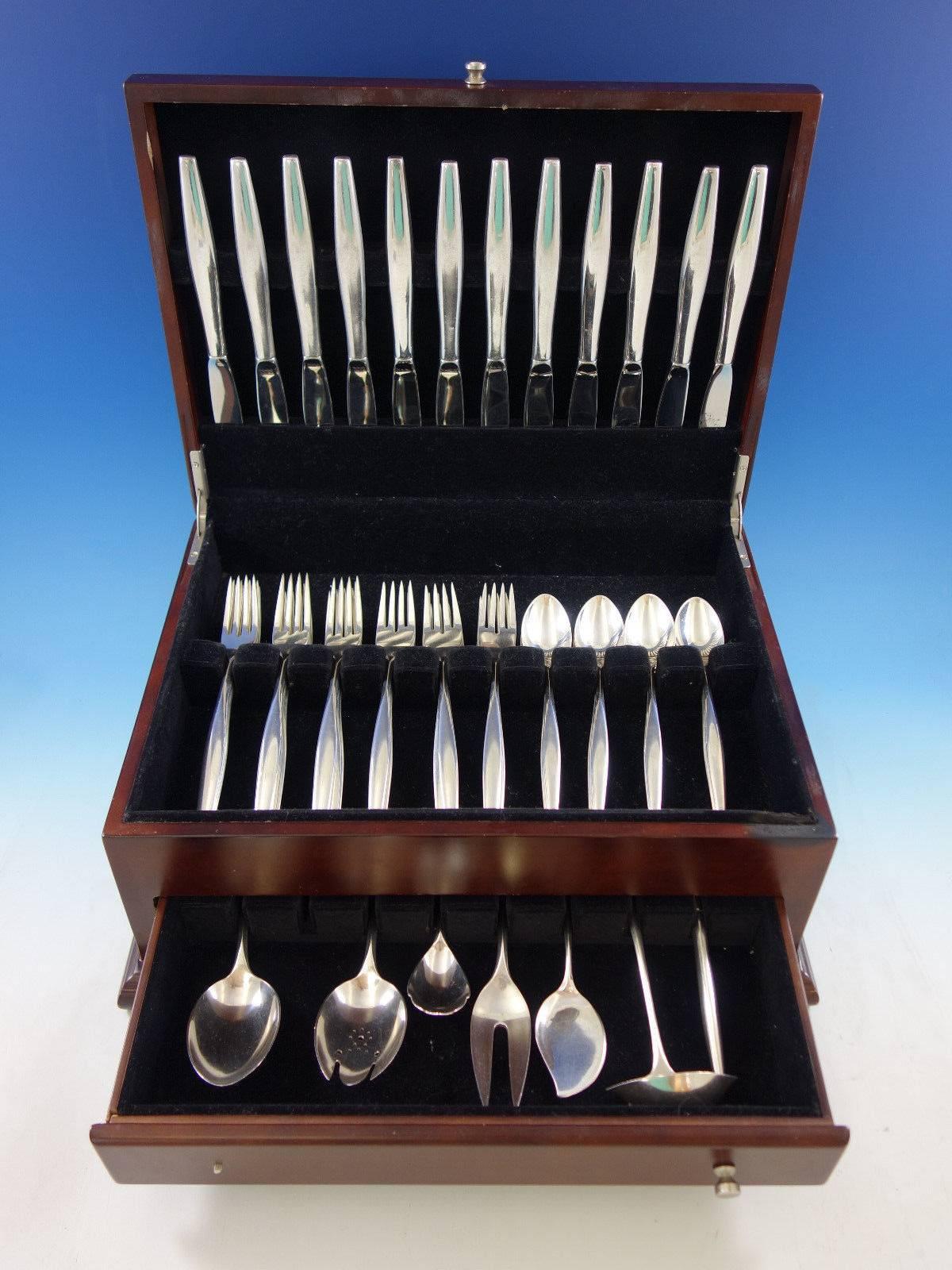 Signet by Kirk sterling silver flatware set, 55 pieces. This set includes: 

12 knives, 9