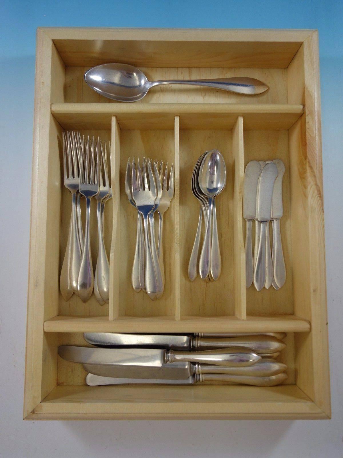 John Adams by Watson Sterling silver flatware set of 31 pieces. Great starter set! This set includes: 

Six knives, 9