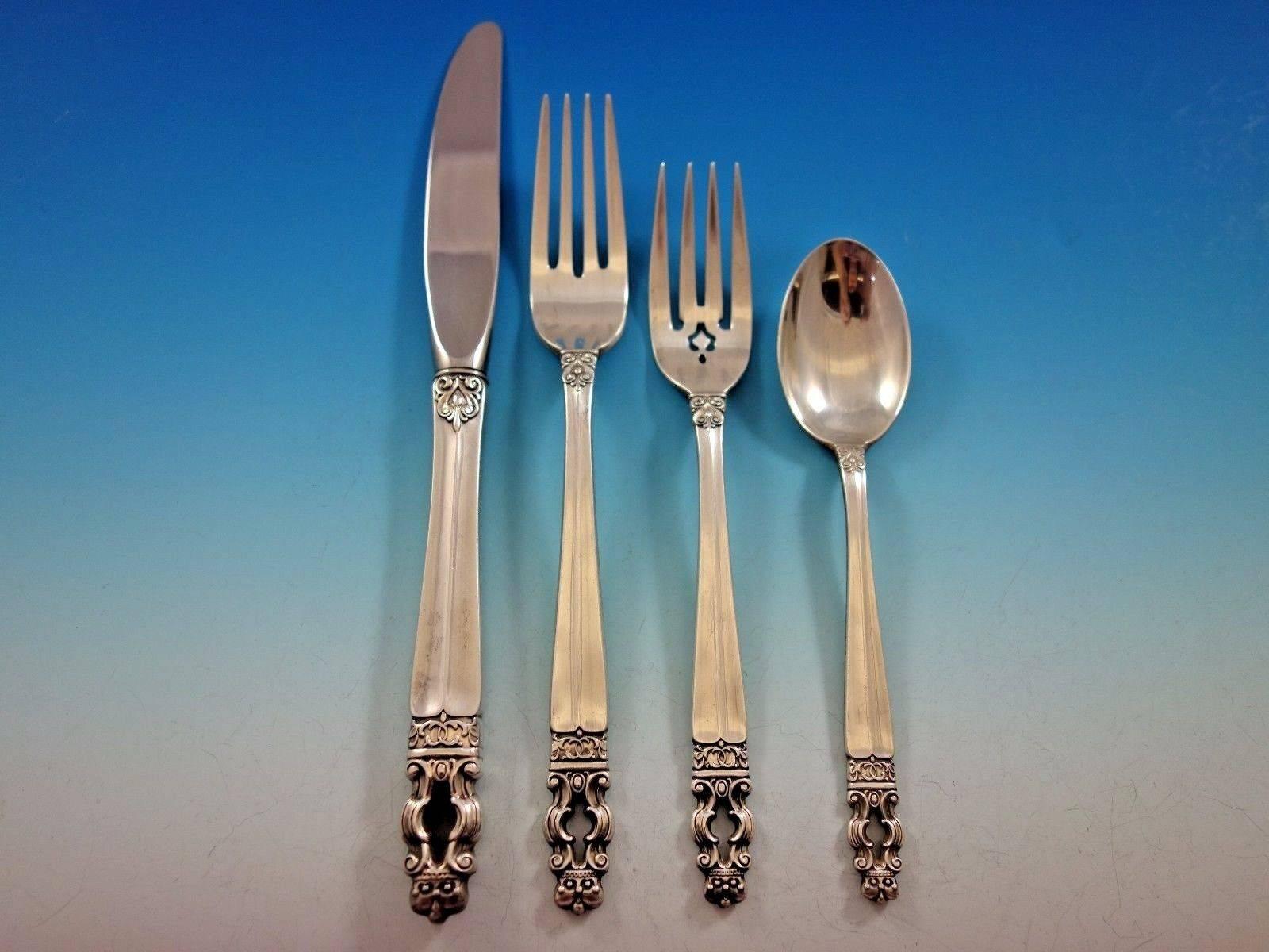 Sovereign Hispana by Gorham Sterling Silver Flatware Set Service 30 Pieces In Excellent Condition For Sale In Big Bend, WI