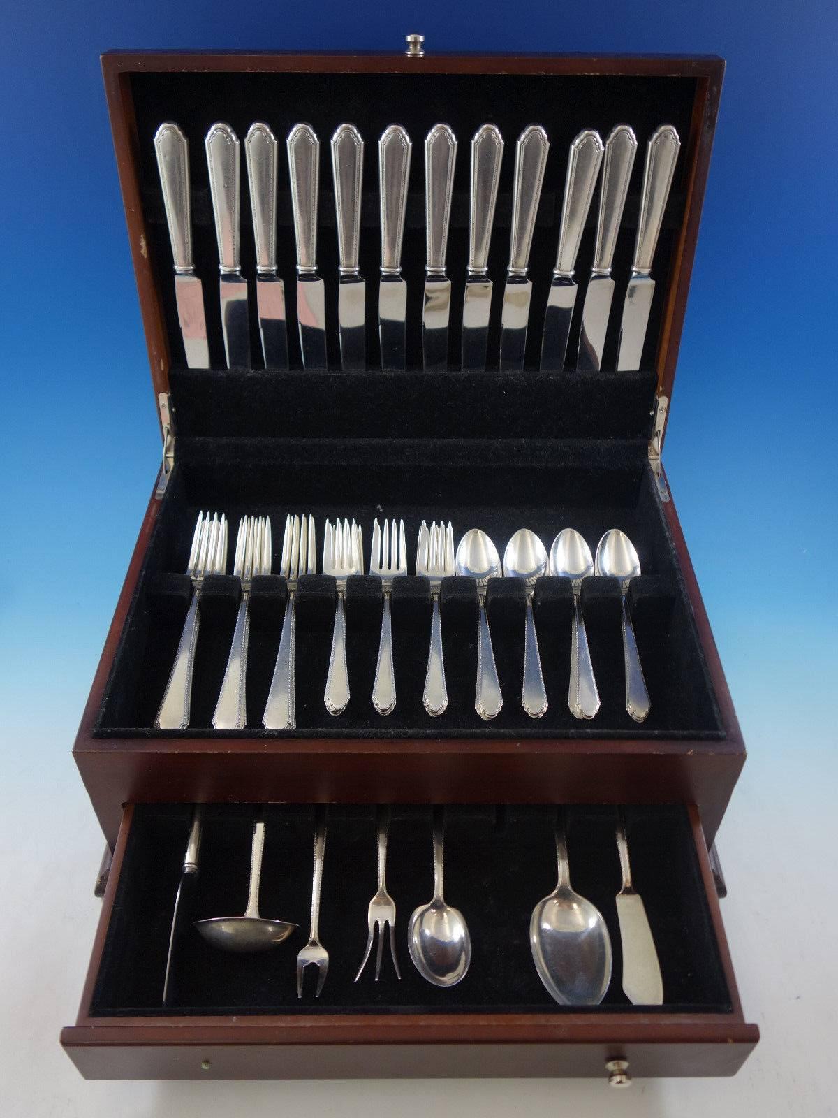 William and Mary by Lunt sterling silver flatware set of 55 pieces. This set includes: 

12 knives, 9