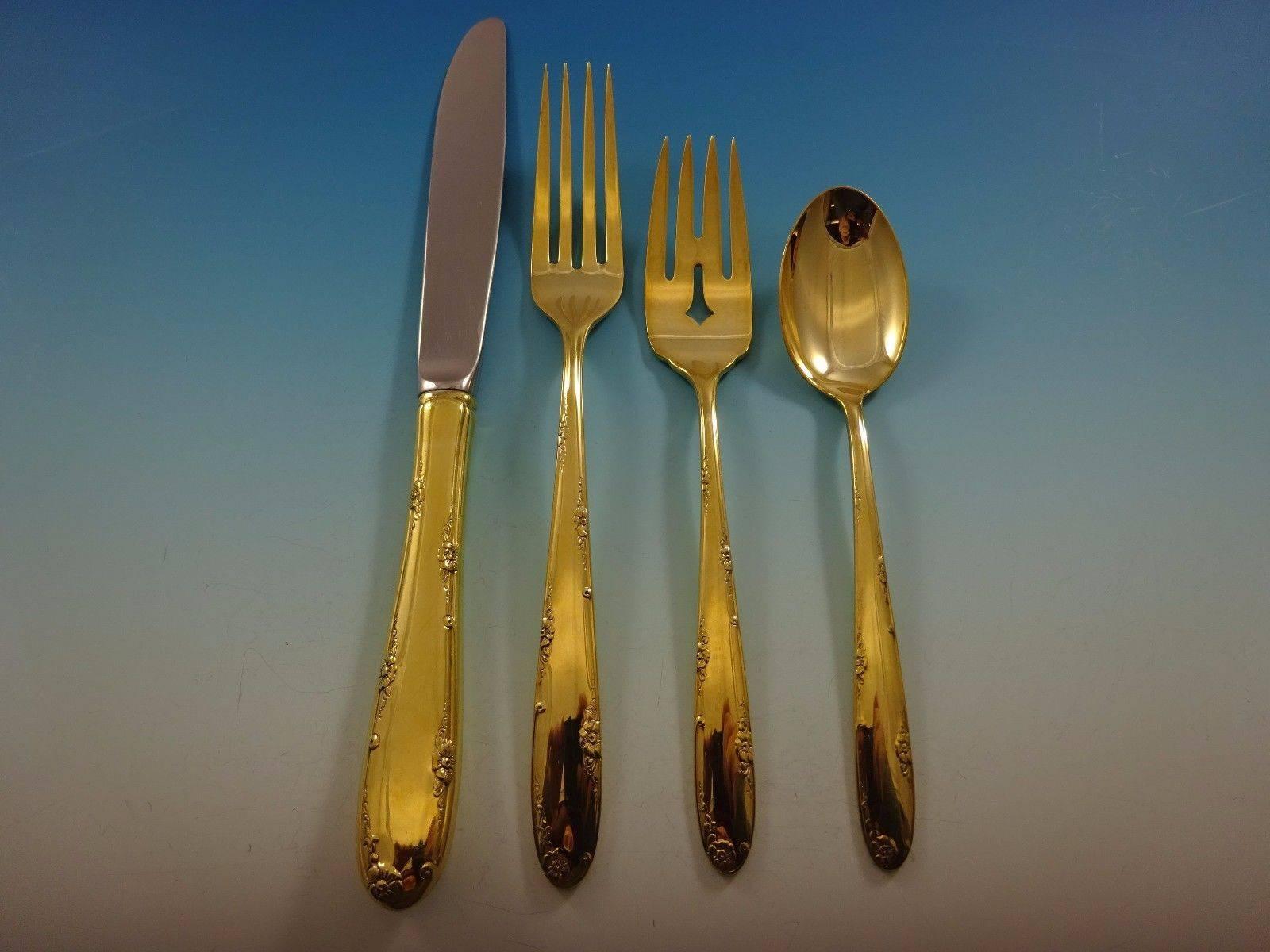 Madeira Gold by Towle Besteck aus Sterlingsilber, 32 Teile. Dieses Set ist vergoldet (komplett goldgewaschen) und enthält: 

Acht Messer, 9