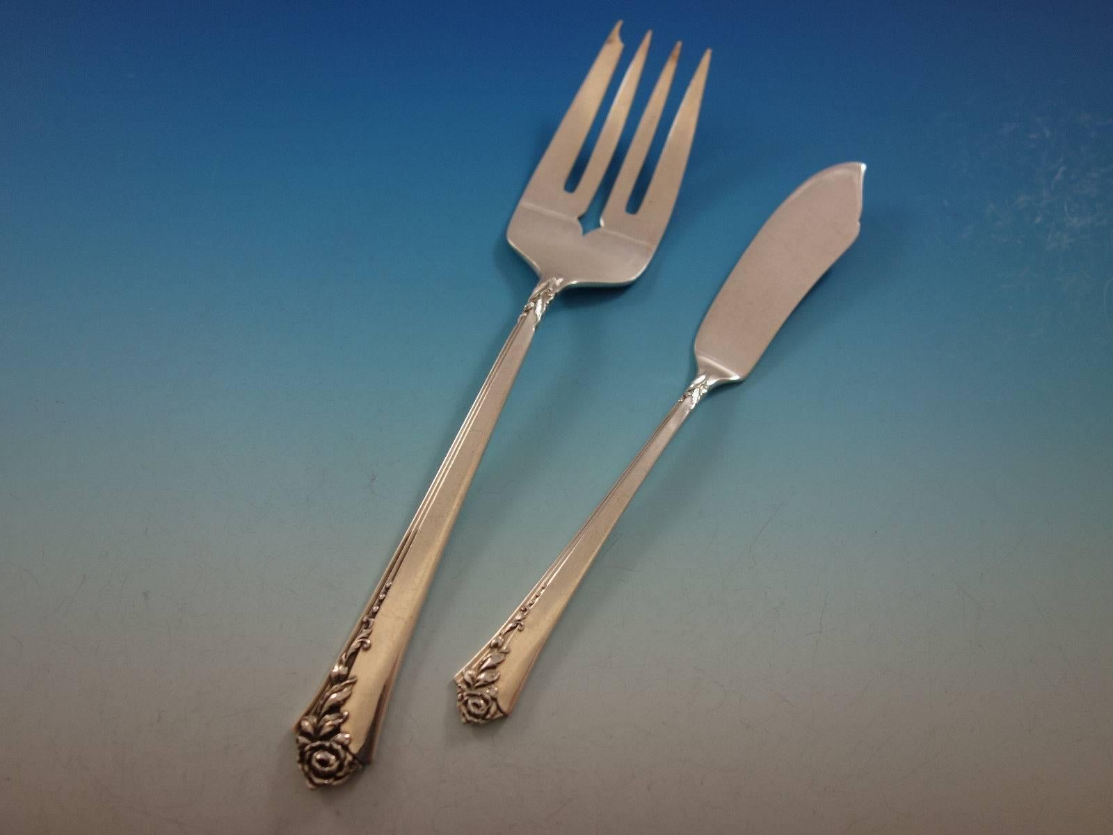 Damask Rose by Oneida Sterling Silver Flatware Set for 8 Service 64 Pcs Dinner In Excellent Condition In Big Bend, WI