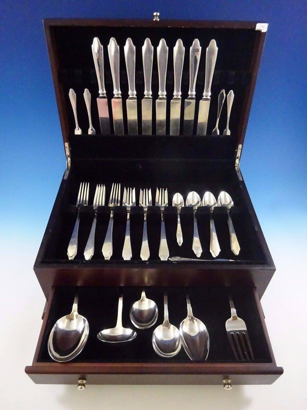 Clinton by Tiffany & Co. sterling silver flatware set - 60 pieces. This pattern has a fabulous, clean, & timeless design. This set includes: 

eight knives, 9 1/4