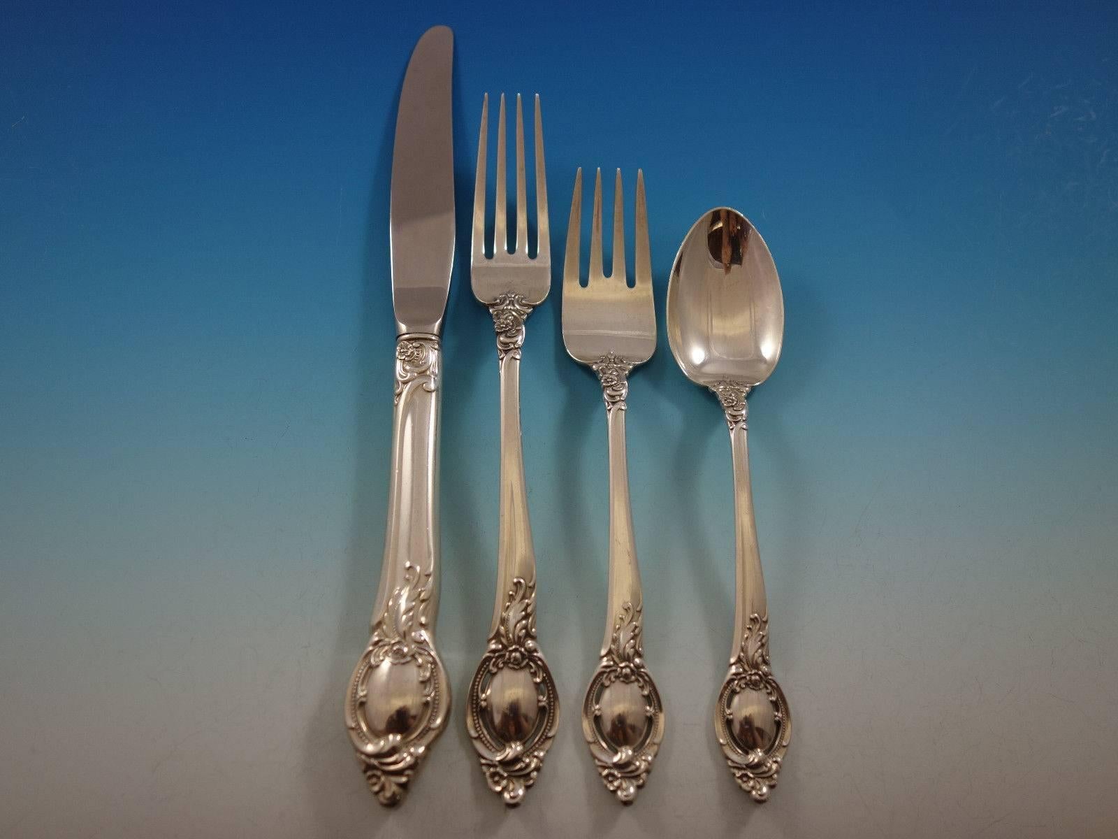 Cameo by Reed and Barton Sterling Silver Flatware Set for 12 Service 72 Pieces In Excellent Condition For Sale In Big Bend, WI