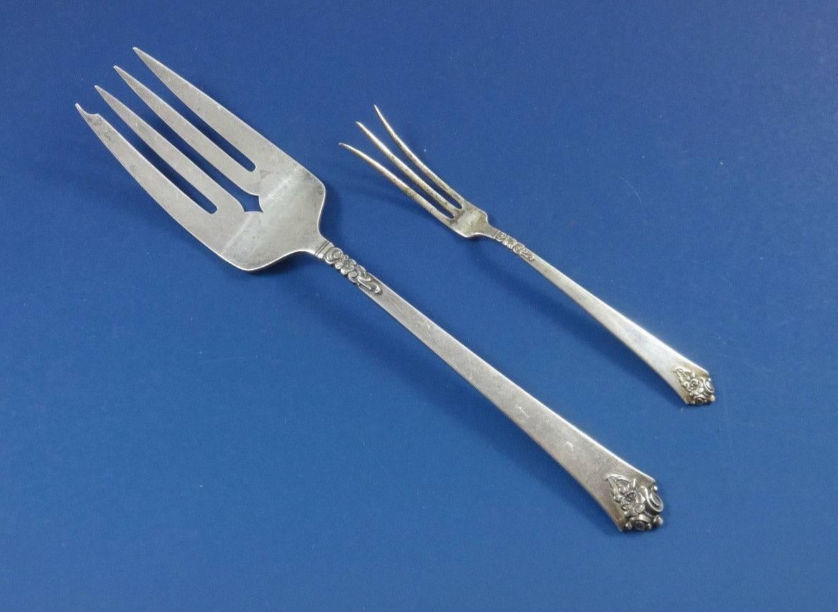 Castle Rose by Royal Crest Sterling Silver Flatware Set For 8 Service 54 Pieces In Excellent Condition For Sale In Big Bend, WI
