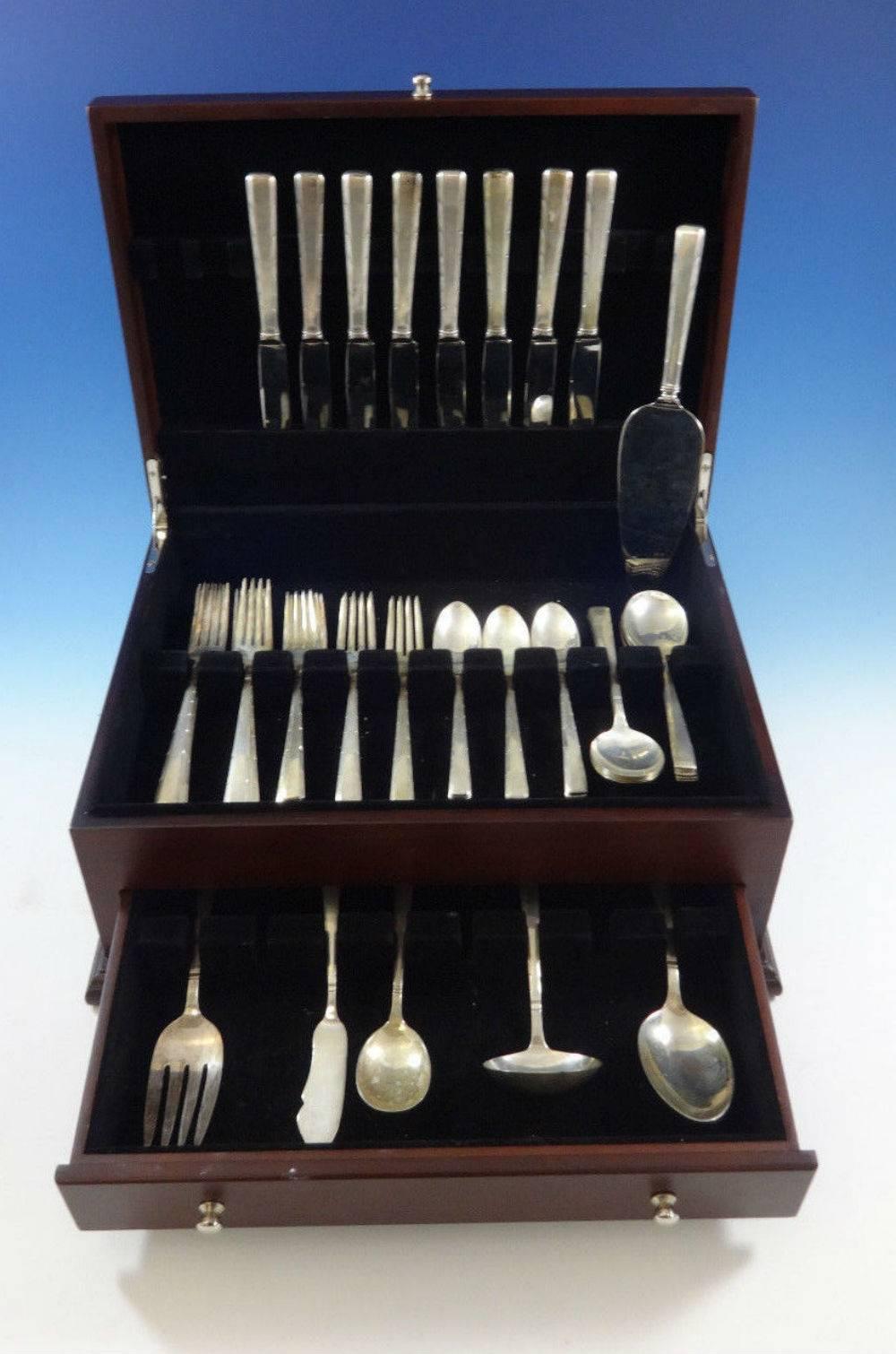 Horizon by Easterling Sterling Silver Flatware Set - 46 pieces. This set includes: 

Eight knives, 8 7/8