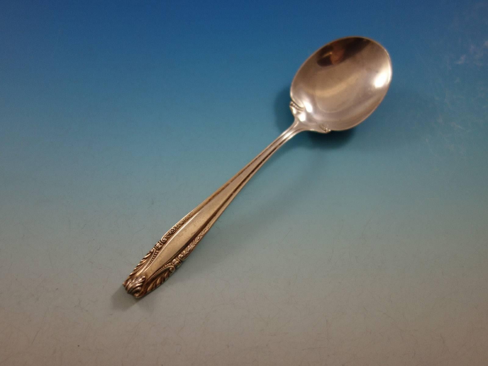 Stradivari by Wallace Sterling Silver Flatware Set for 12 Service 90 Pieces In Excellent Condition For Sale In Big Bend, WI