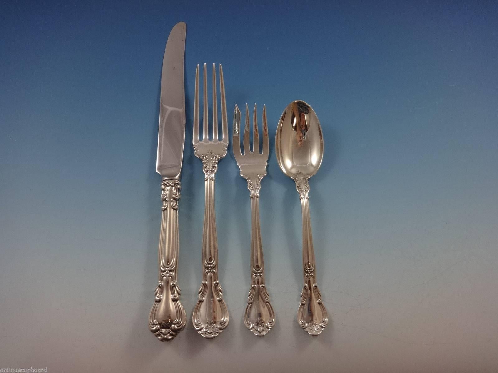 Chantilly by Gorham Sterling Silver Flatware Set for Eight Service 48 Pieces In Excellent Condition For Sale In Big Bend, WI