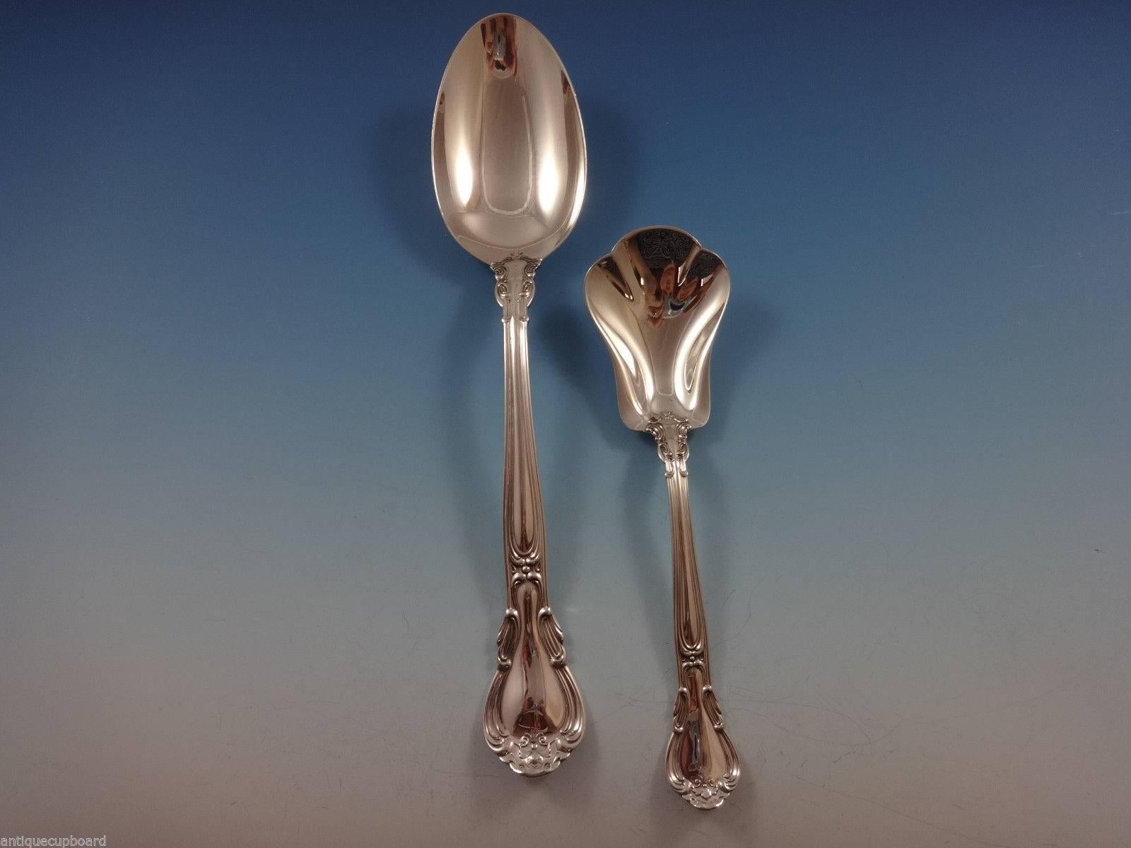 Chantilly by Gorham Sterling Silver Flatware Set for Eight Service 48 Pieces In Excellent Condition In Big Bend, WI