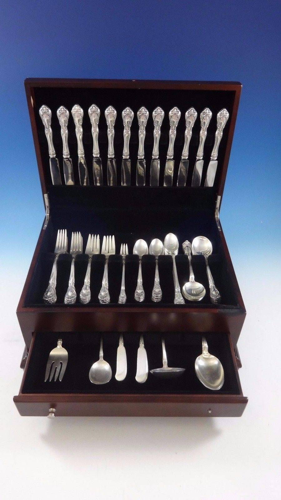 Chateau Rose by Alvin sterling silver flatware set, 101 pieces. This set includes: 

12 knives, 8 7/8