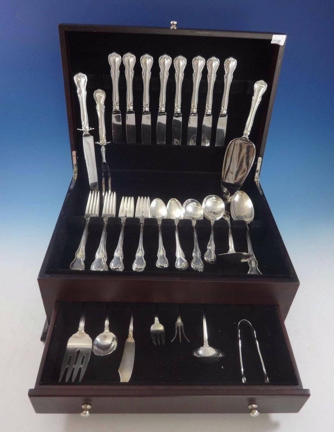 French Provincial by Towle sterling silver flatware set of 52 pieces. This set includes: 

Eight knives, 8 7/8