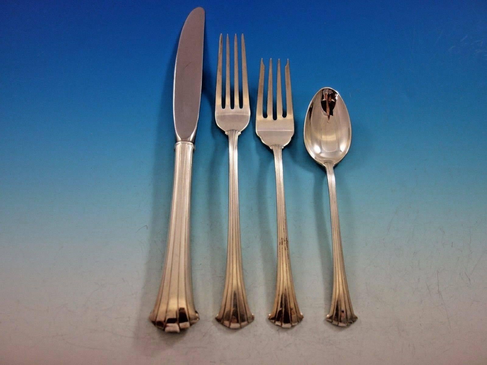 Newport Scroll by Gorham Sterling Silver Flatware Set for Six Service 27 Pieces In Excellent Condition For Sale In Big Bend, WI