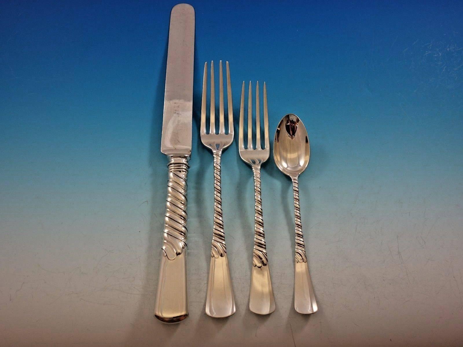 Colonial by Gorham dinner and luncheon size sterling silver flatware set, 107 pieces. This set includes: 12 banquet knives, 10 1/2