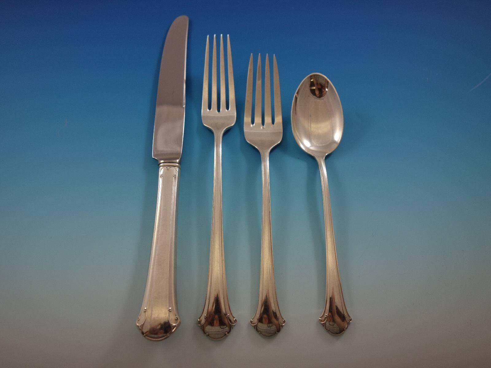 Chippendale by Towle sterling silver flatware set - 48 pieces. This set includes: 

eight knives, 8 3/4