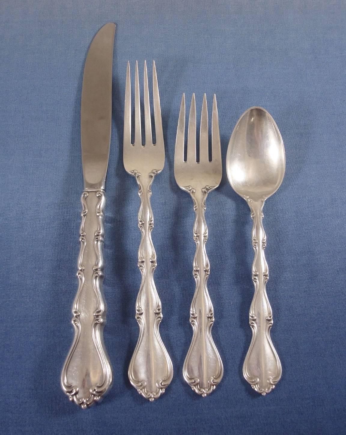 Country Manor by Towle Sterling Silver Flatware Service Set 32 Pieces For Sale 1