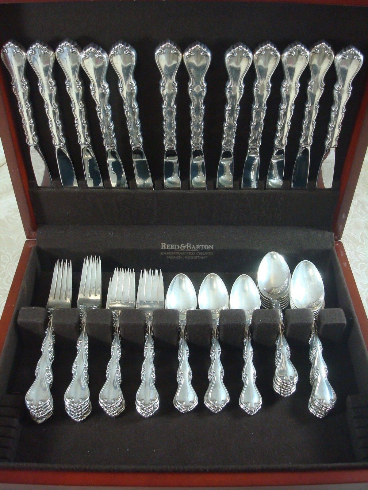 Country Manor by Towle sterling silver flatware set, 60 pieces. This pattern resembles Queen Elizabeth-I by Towle. This set includes: 

12 knives, 9 1/8