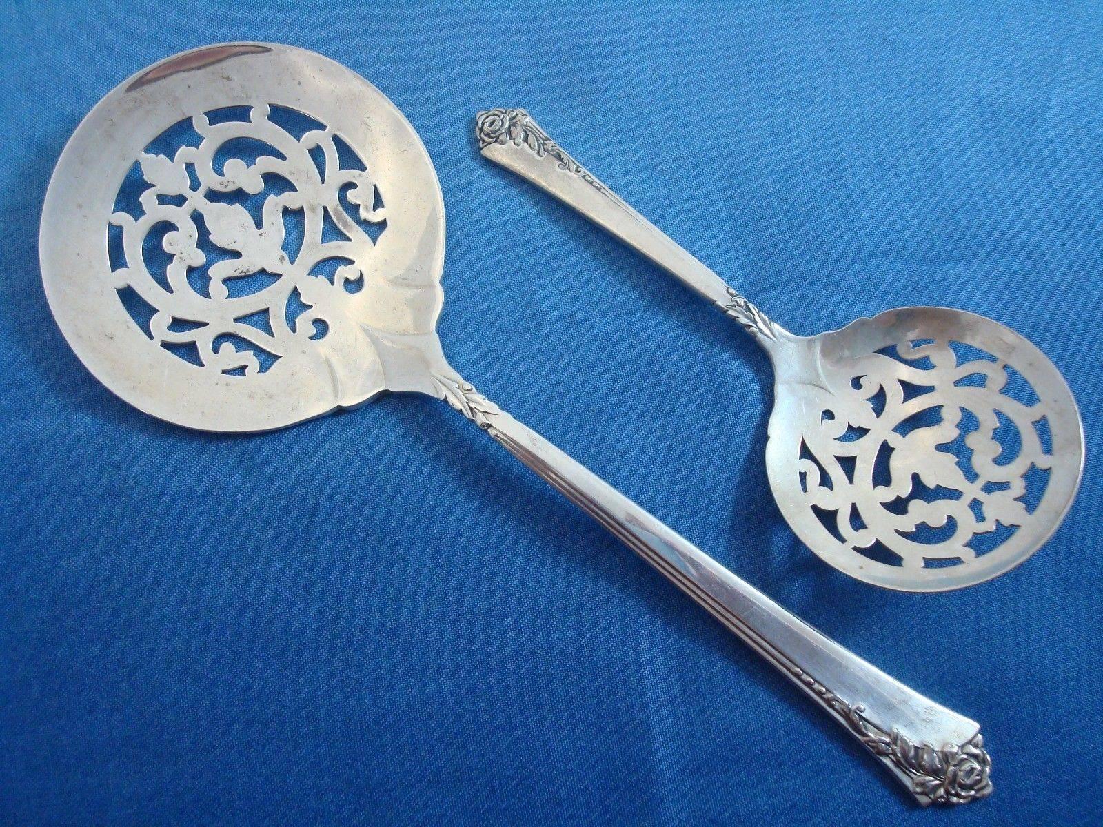 Service de couverts en argent sterling Damask Rose par Oneida, 57 pièces, taille de table en vente 3