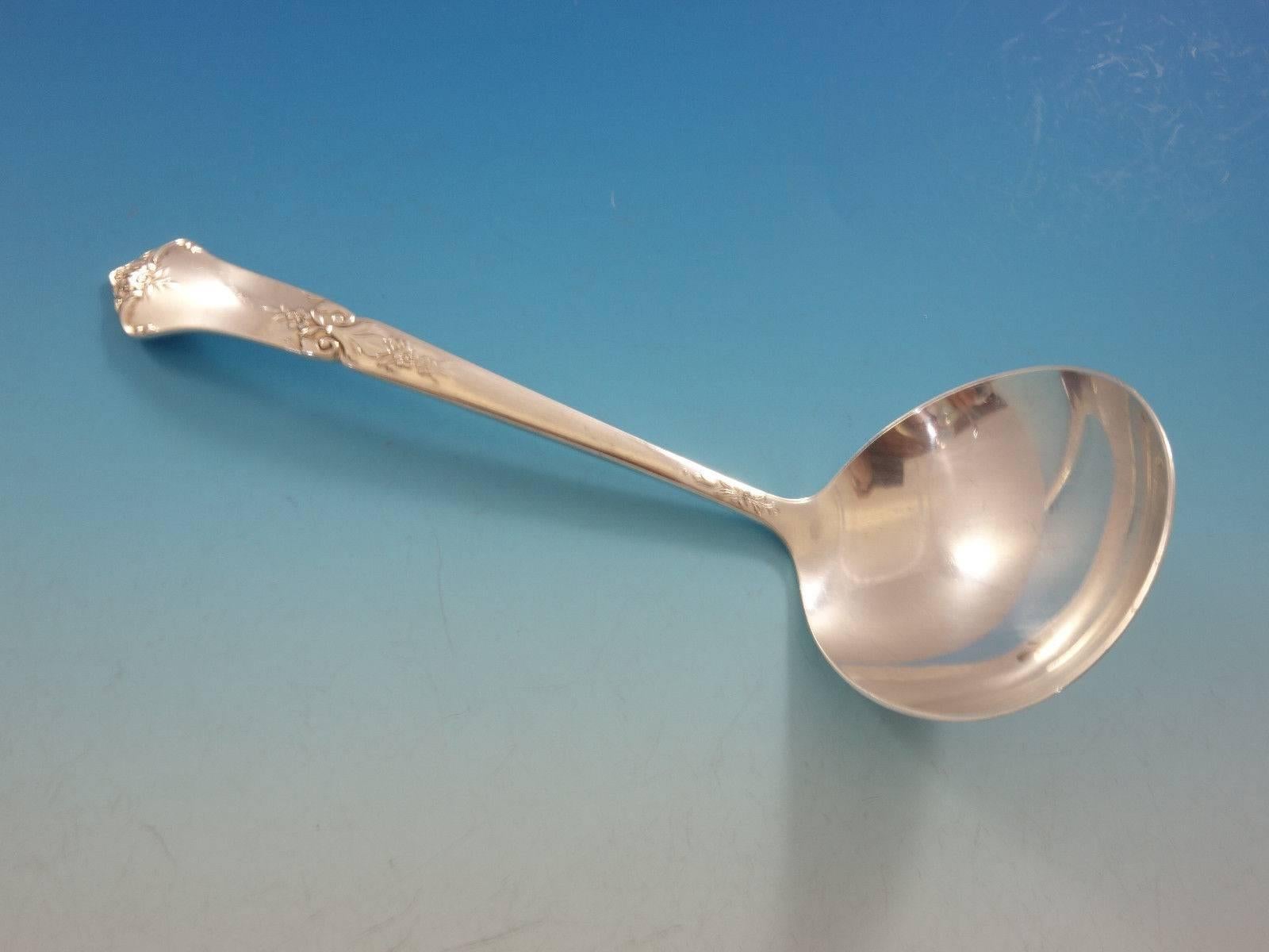 20ième siècle Service de couverts en argent sterling Stately par State House, 12 personnes, 96 pièces Grille en vente