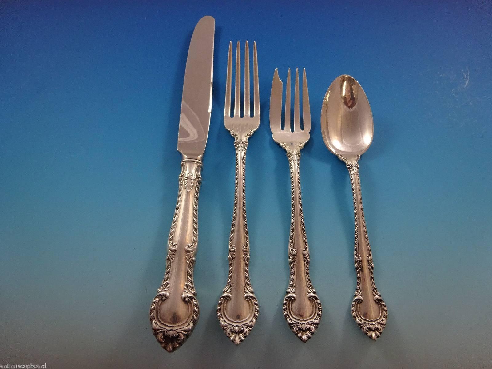 English Gadroon by Gorham Sterling Silver Flatware Set Eight Service 32 Pieces In Excellent Condition For Sale In Big Bend, WI
