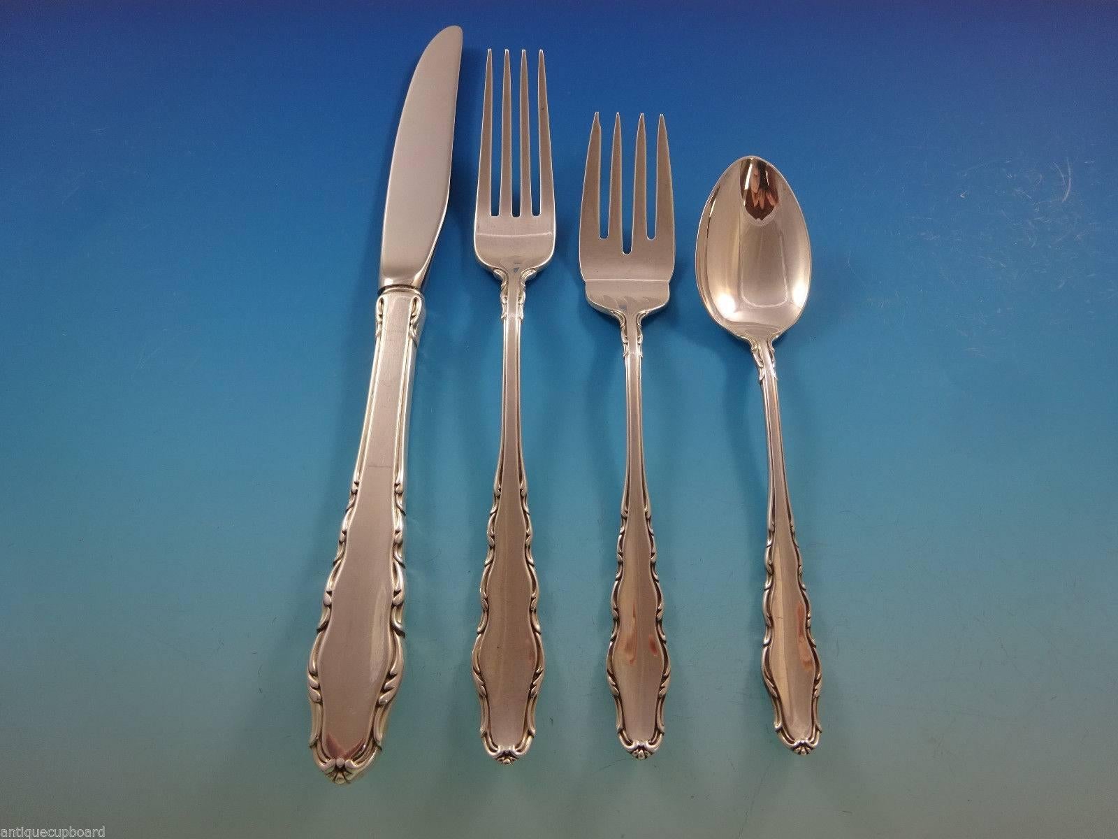 English Provincial Reed & Barton Sterling Silver Flatware Set 12 Service 54 Pcs In Excellent Condition For Sale In Big Bend, WI