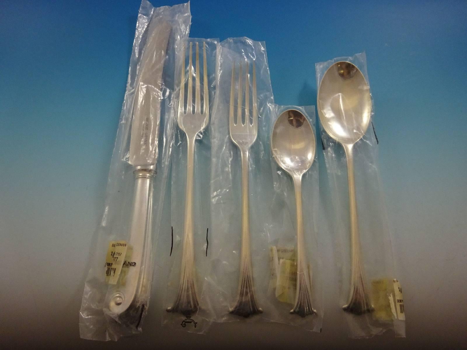 English Onslow by CJ Vander Silver Plated Flatware Set 12 Service 60 Pc New In Excellent Condition For Sale In Big Bend, WI