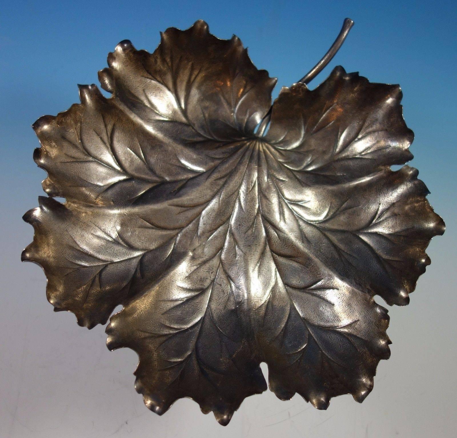 Stunning Buccellati sterling silver large leaf bowl with amazing realistic detail. This piece weighs 15.44 troy ounces and measures 11