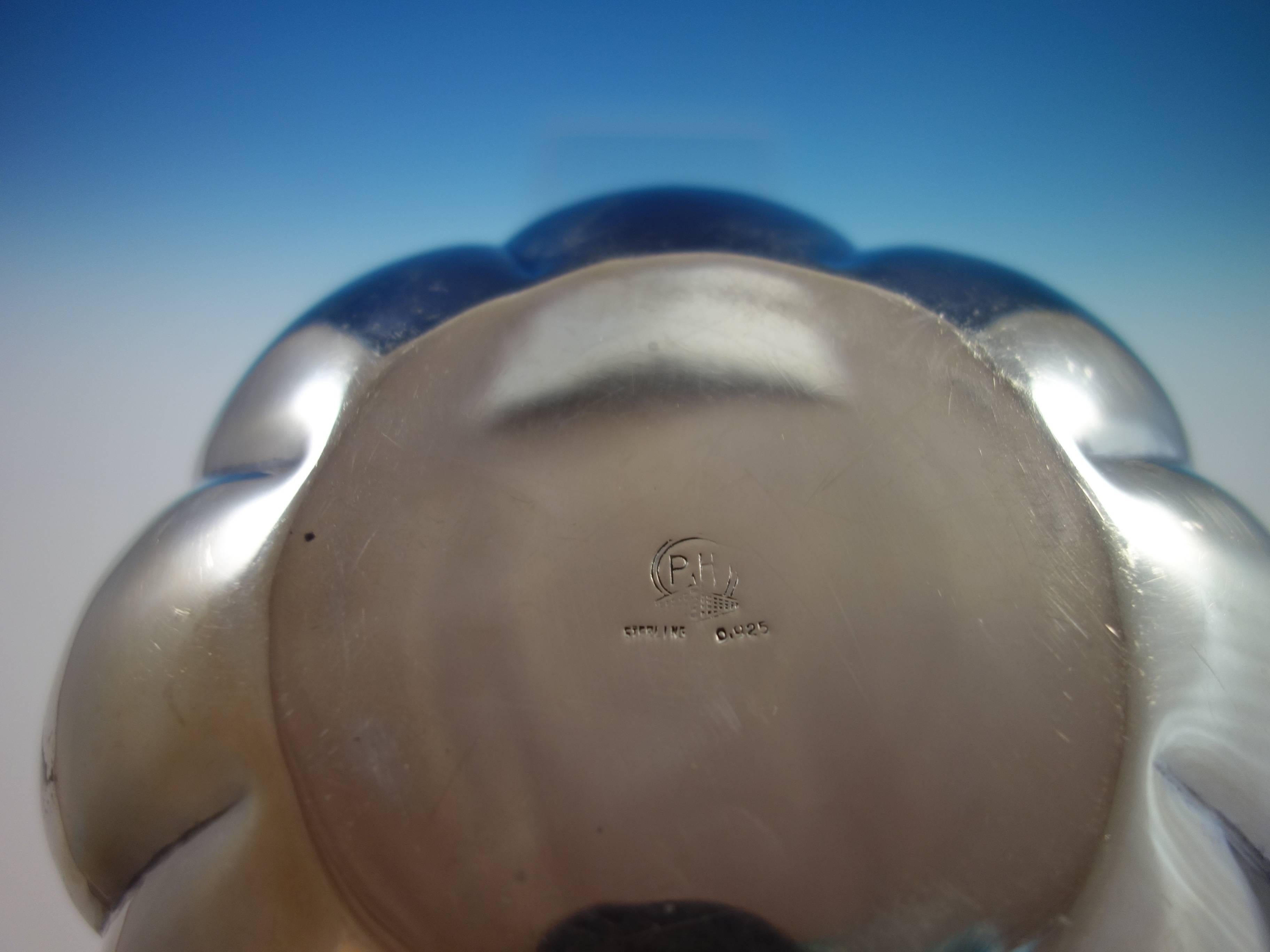 Mexican Mexico Sterling Silver Bowl Petal Shaped Lobed Hollowware In Excellent Condition In Big Bend, WI
