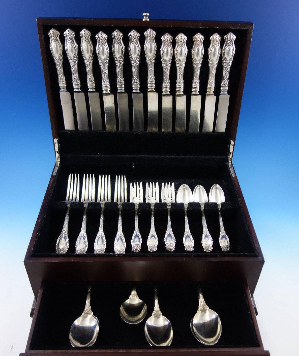 Dinner size Abbottsford by international sterling silver flatware set, 54 pieces. This set includes:

12 dinner size knives, 9 7/8