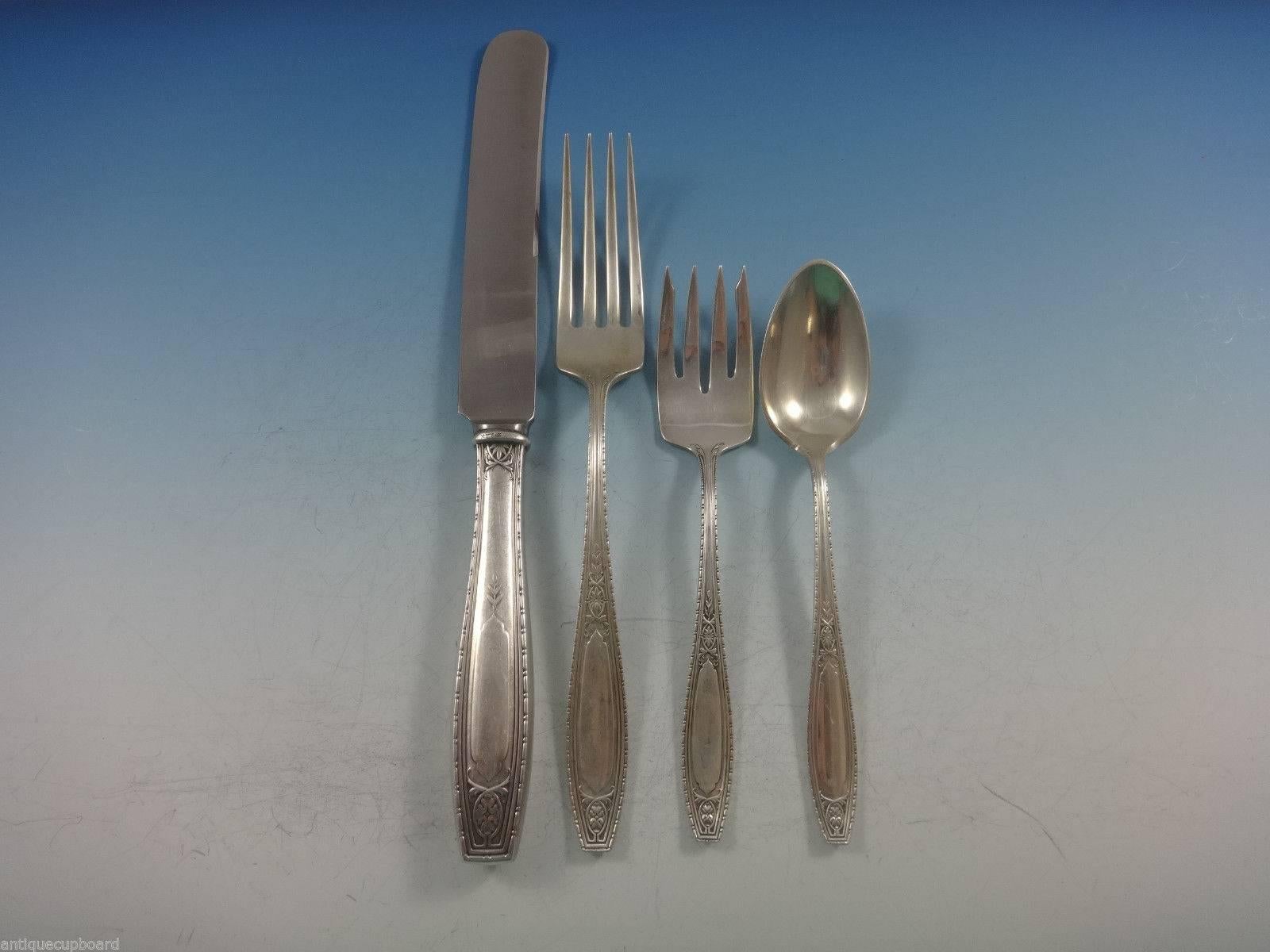 Juliet by Wallace Sterling Silver Flatware Dinner Set of 125 Pieces In Excellent Condition For Sale In Big Bend, WI