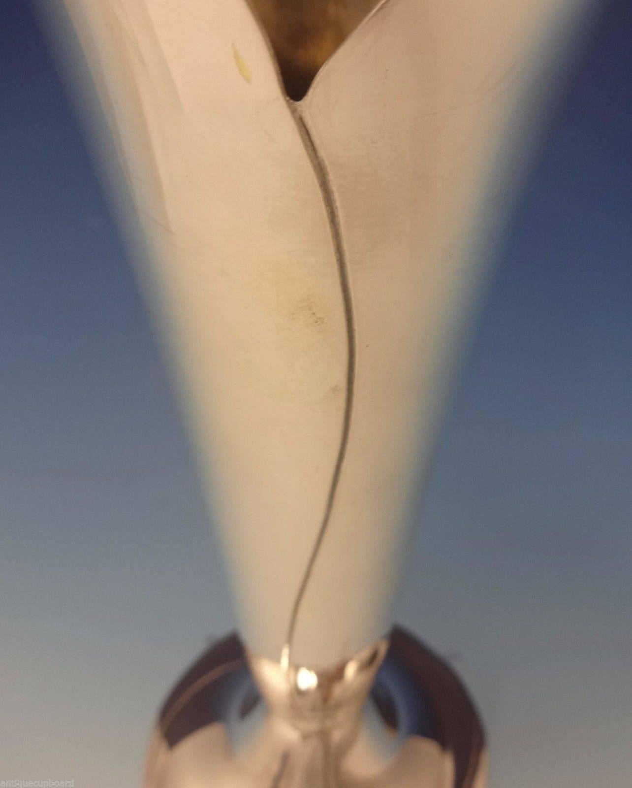 Mid-Century Modern TIFFANY & CO. Sterling Silver Vase with Calla Lily Design Modernism 10