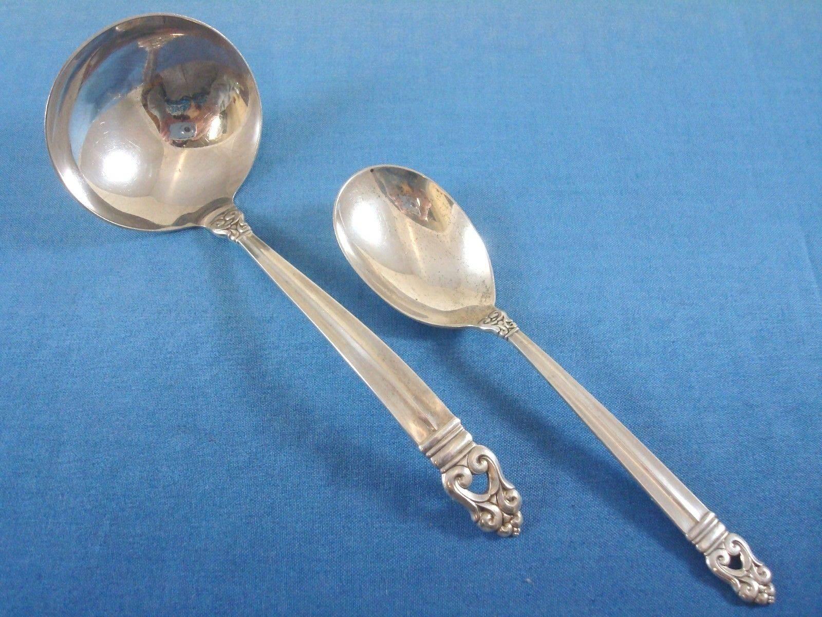 Mid-20th Century Royal Danish, International Sterling Silver Flatware Set Eight Service Luncheon For Sale