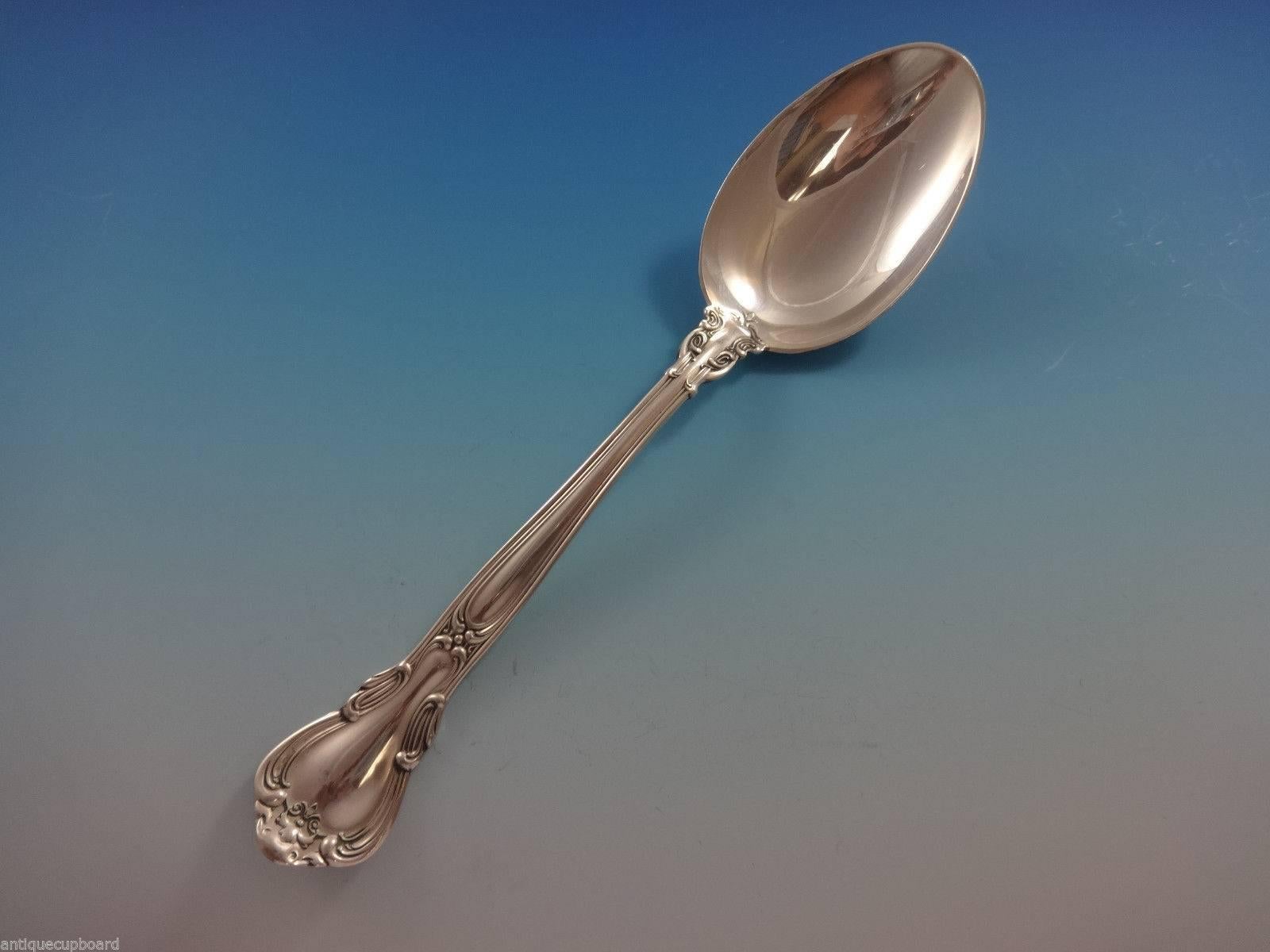 Chantilly by Gorham Sterling Silver Flatware Set for 12 Service, 63 Pieces In Excellent Condition In Big Bend, WI