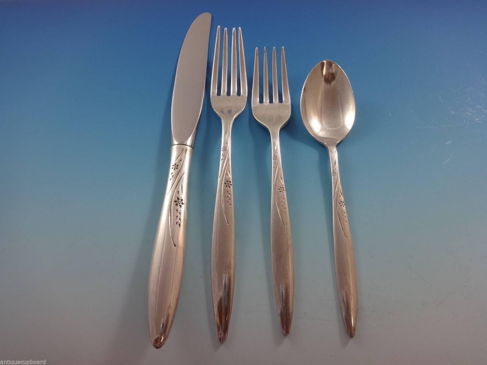 Helene by Easterling, circa 1955 sterling silver flatware set of 59 pieces. This set includes:

12 knives, 9