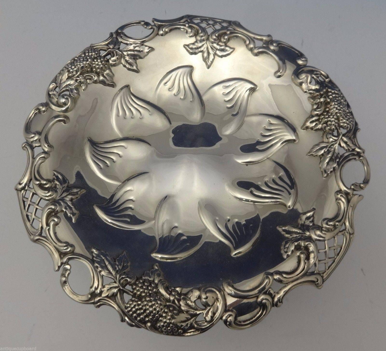 Blackberry by Tiffany Sterling Silver Compote / Tazza Fancy Pierced 0565 In Excellent Condition In Big Bend, WI