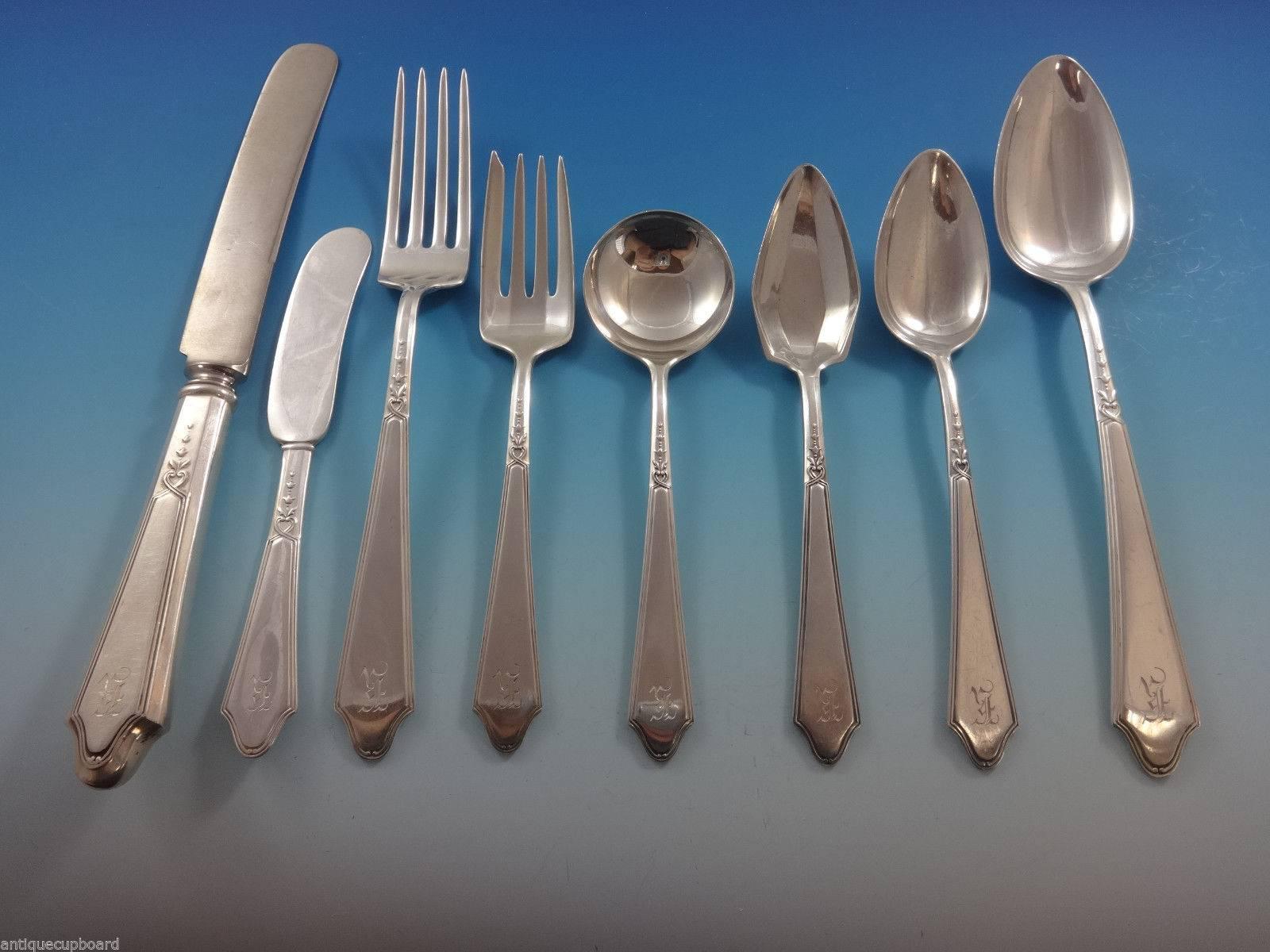 Stunning Chateau by Lunt sterling silver flatware set of 65 pieces. This set includes: 
Eight knives, 8 1/2