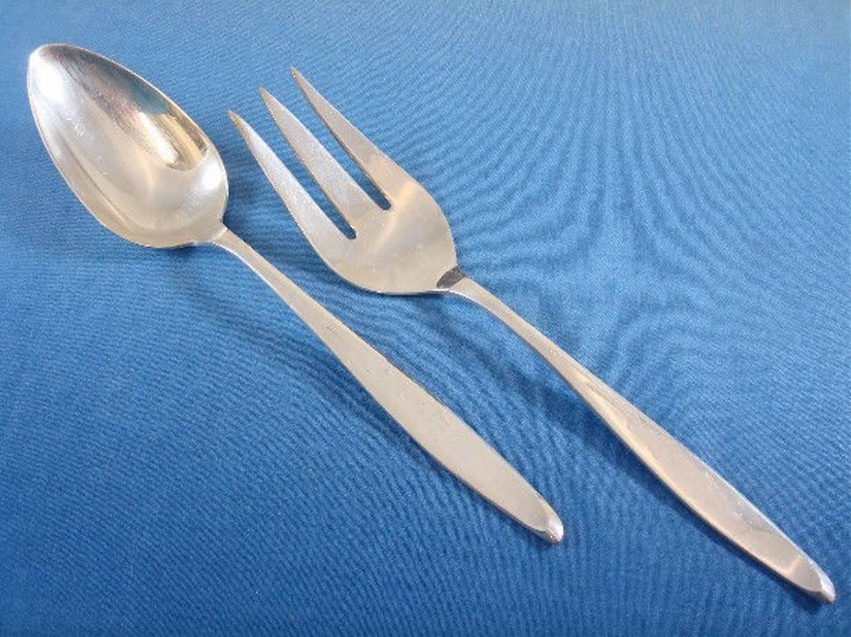 Milieu du XXe siècle Ensemble de couverts modernes en argent sterling pour 12 personnes 53 pièces Aspen par Gorham en vente
