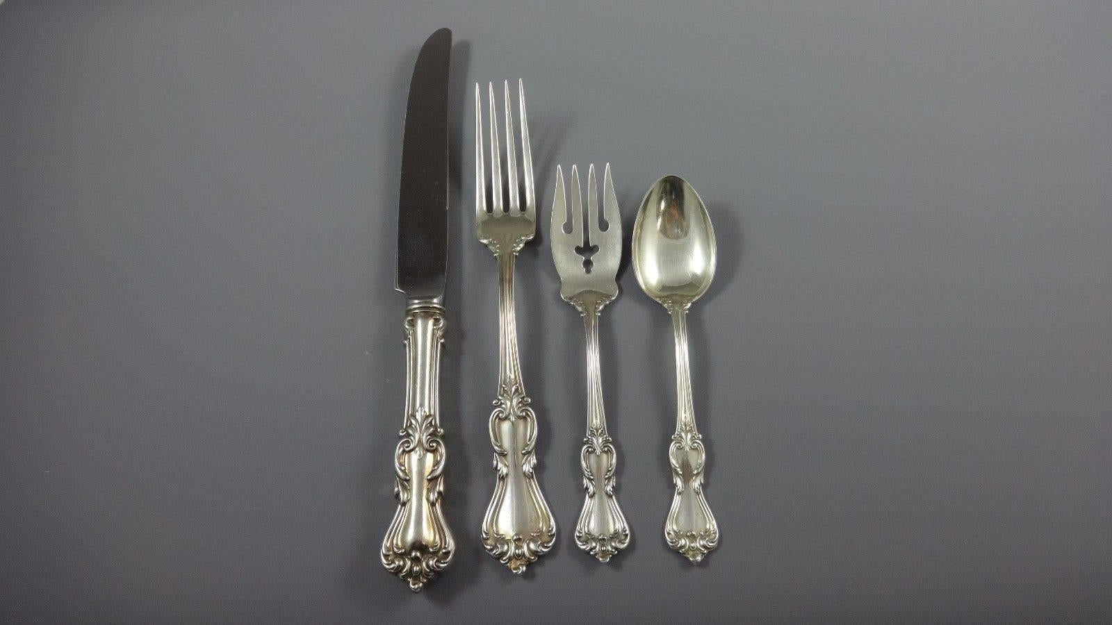 Monumental Marlborough by Reed & Barton dinner and luncheon sterling silver flatware set for 12 - 132 pieces. This set includes:

12 dinner size knives, 9 3/4