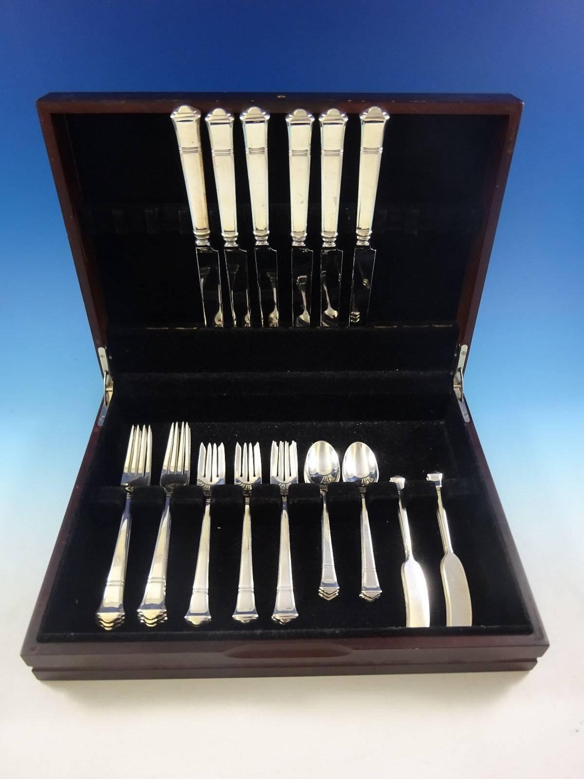Dinner size Windham by Tiffany & Co. sterling silver flatware set of 30 pieces. This set includes: Six dinner size knives, 10 1/2