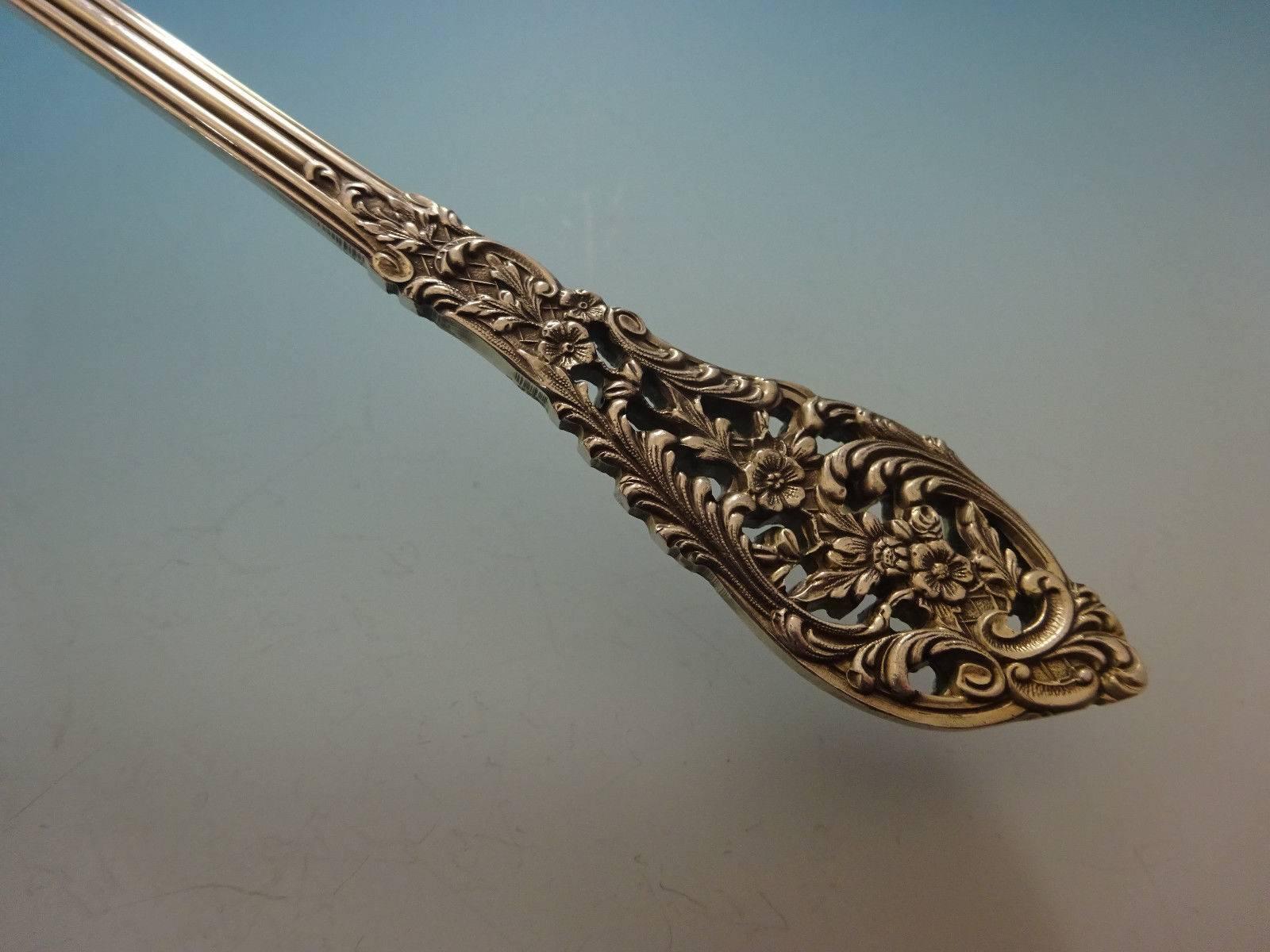 Milieu du XXe siècle Service de couverts en argent sterling 8 pièces Florentine Lace par Reed & Barton, 57 pièces en vente