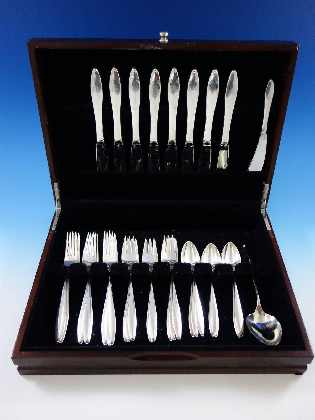 Mid-Century Modern Vespera by Towle sterling silver flatware set, 34 pieces. This set includes: 

eight knives, 9